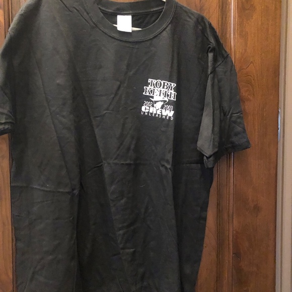Toby Keith Tour T shirt - Picture 2 of 4